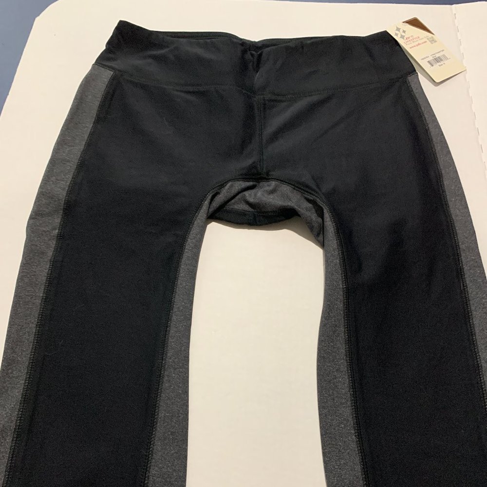 Women;s Jofit JO Magic  Cropped Tights Black size SMALL NWT